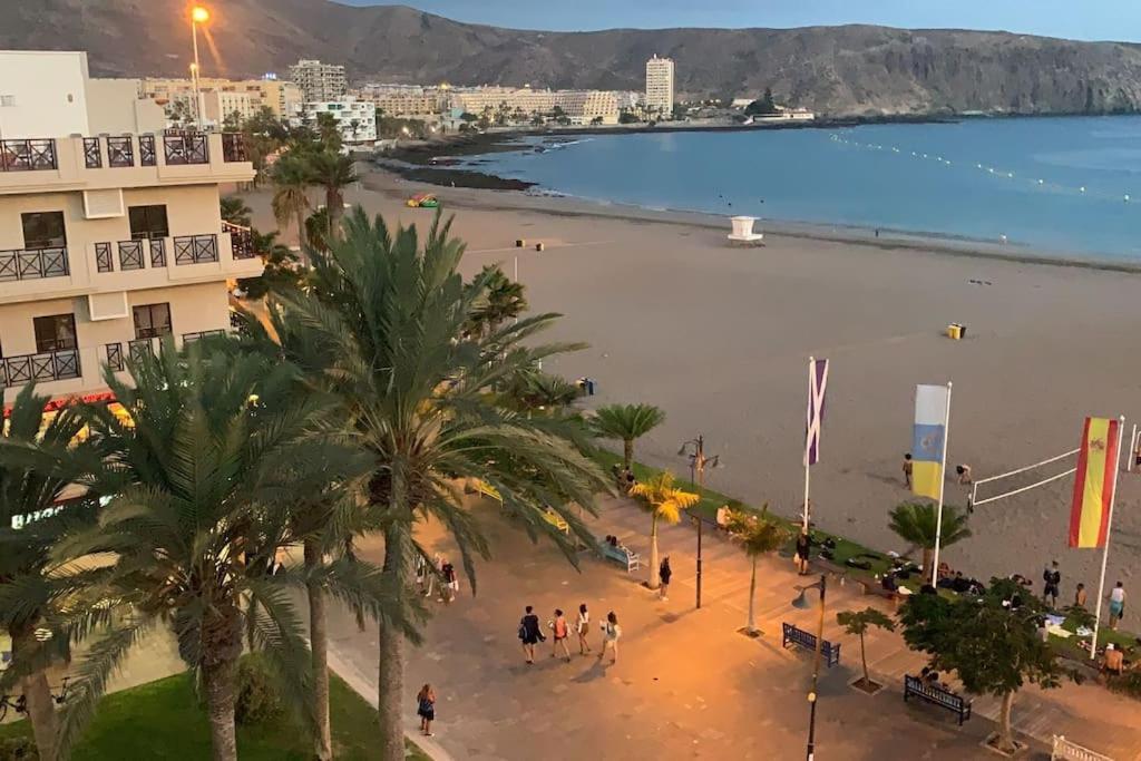 Silver Beach Tenerife Лос Кристианос Екстериор снимка